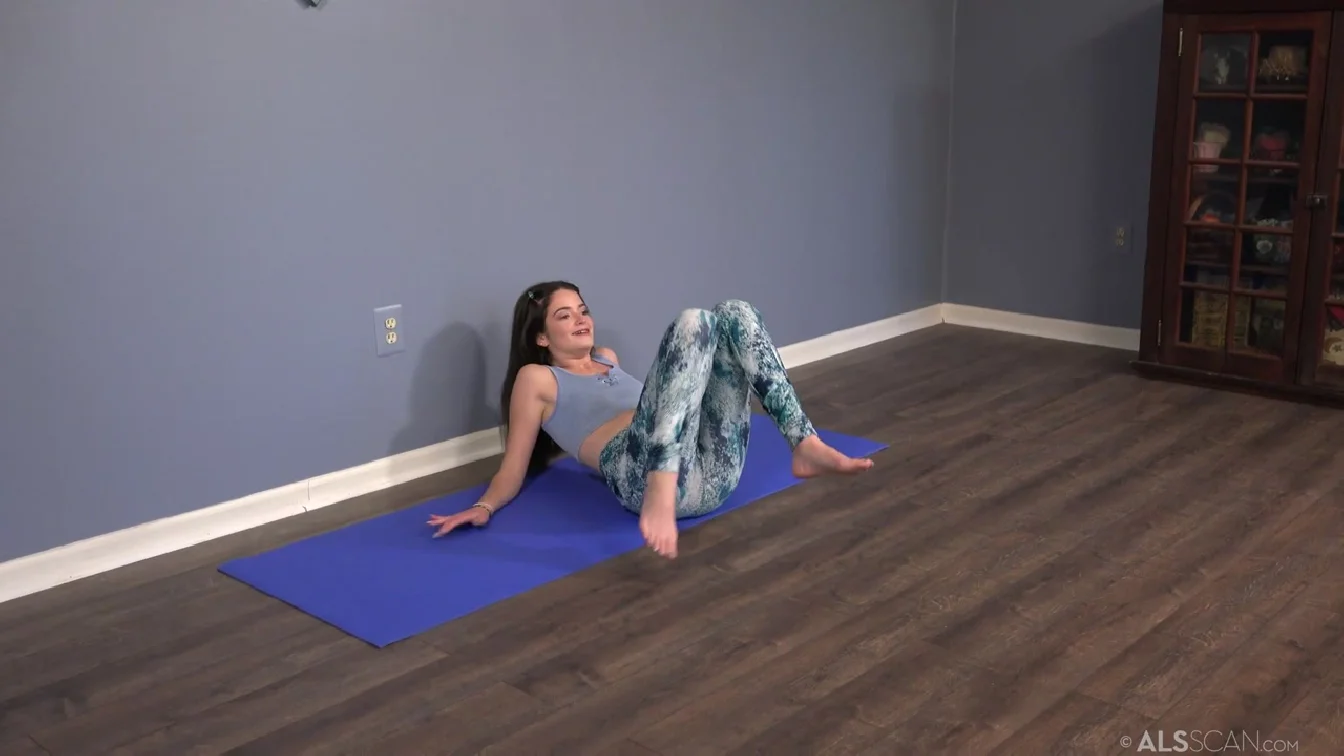 Preview of ALSScan Bella Forbes Stretch And Release BTS XXX